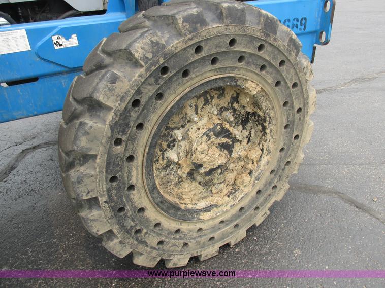 image for item K2174 2007 Genie GTH844 telehandler