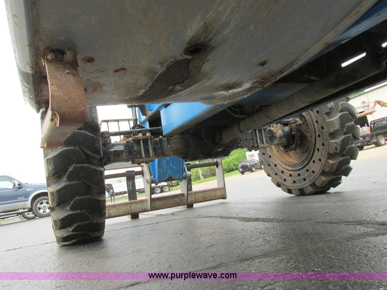 image for item K2174 2007 Genie GTH844 telehandler