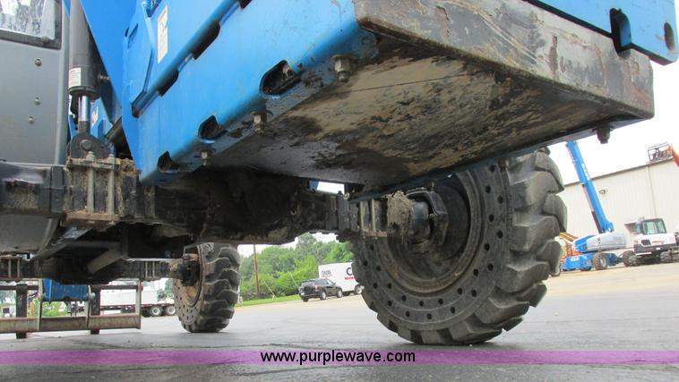 image for item K2174 2007 Genie GTH844 telehandler