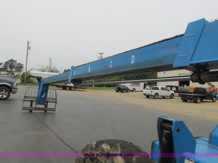image for item K2174 2007 Genie GTH844 telehandler