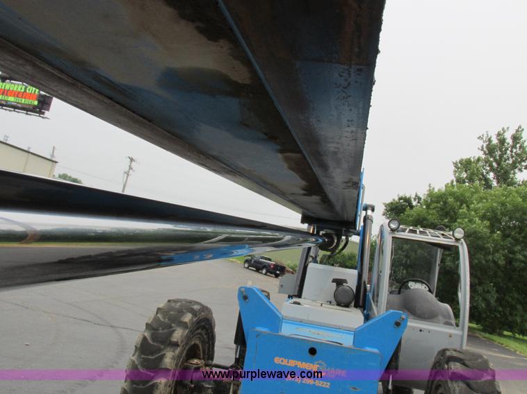 image for item K2174 2007 Genie GTH844 telehandler