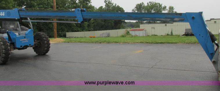image for item K2174 2007 Genie GTH844 telehandler