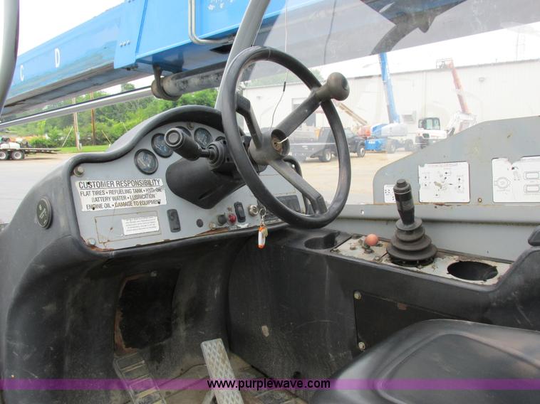 image for item K2174 2007 Genie GTH844 telehandler