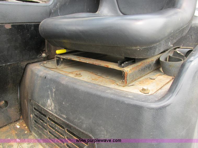 image for item K2174 2007 Genie GTH844 telehandler