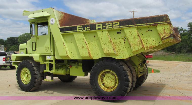 image for item K5082 1974 Euclid R-22 (207FD) haul truck