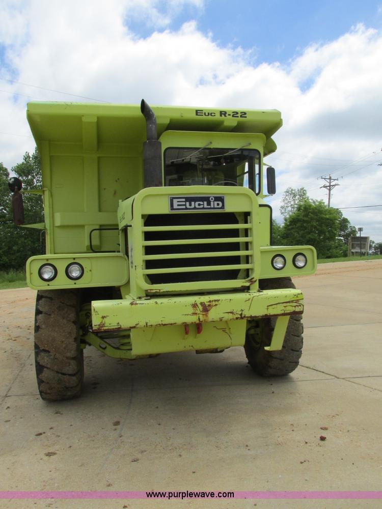 image for item K5082 1974 Euclid R-22 (207FD) haul truck