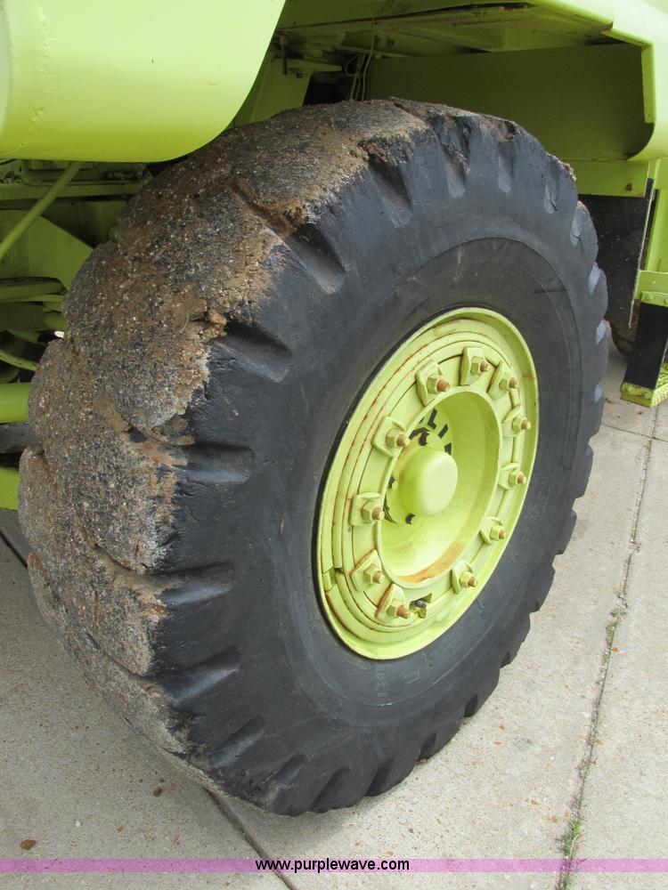 image for item K5082 1974 Euclid R-22 (207FD) haul truck