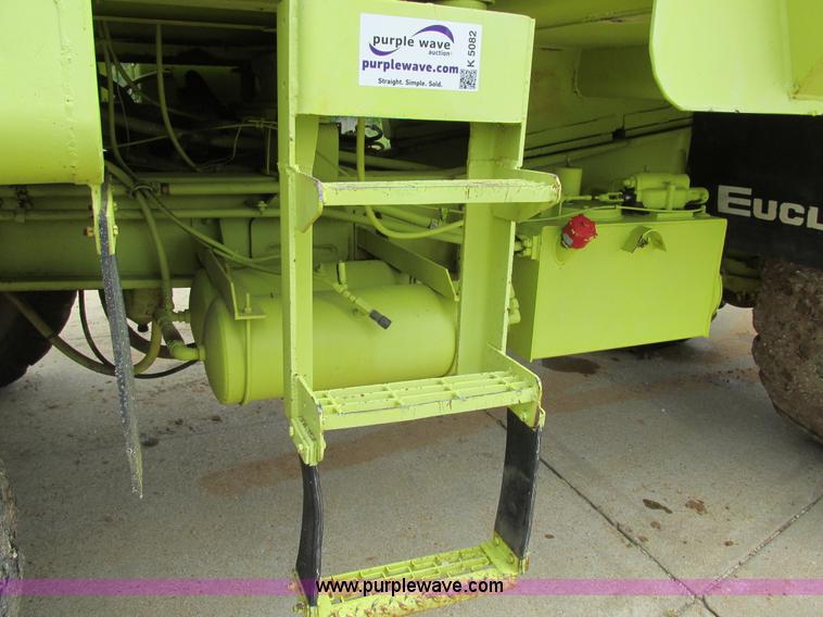 image for item K5082 1974 Euclid R-22 (207FD) haul truck