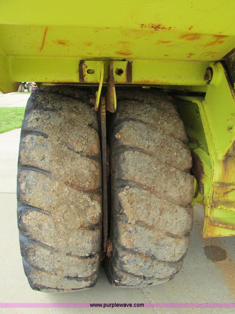 image for item K5082 1974 Euclid R-22 (207FD) haul truck