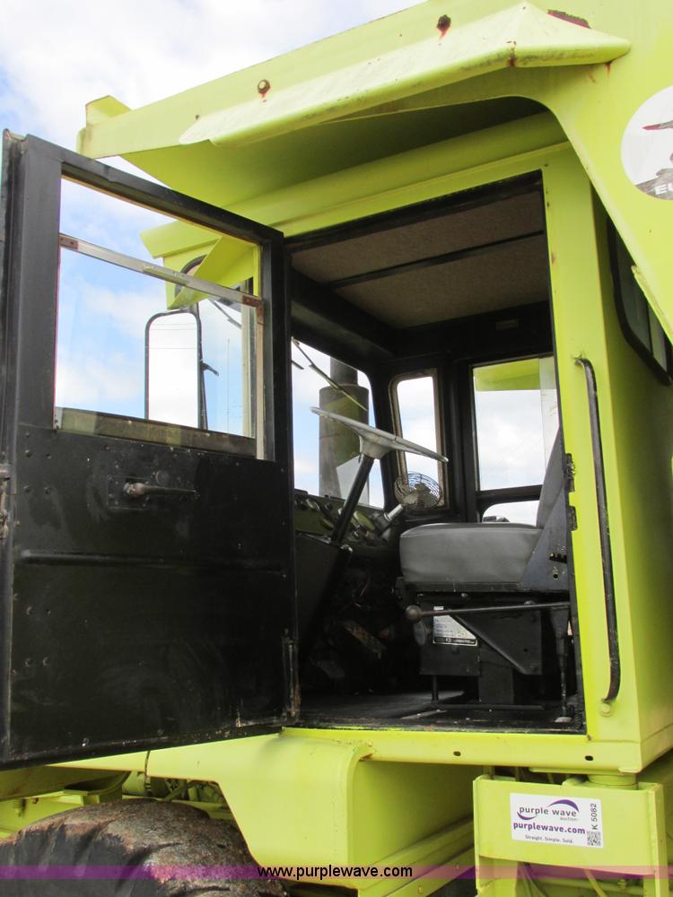 image for item K5082 1974 Euclid R-22 (207FD) haul truck