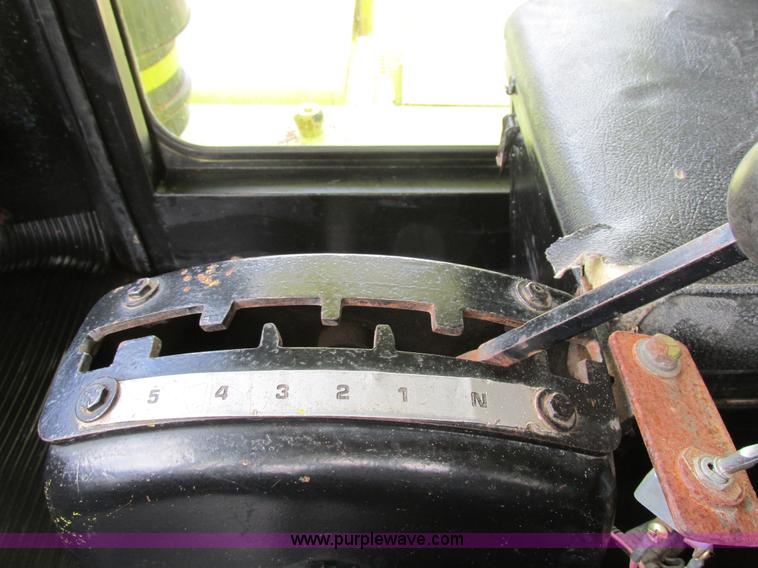 image for item K5082 1974 Euclid R-22 (207FD) haul truck