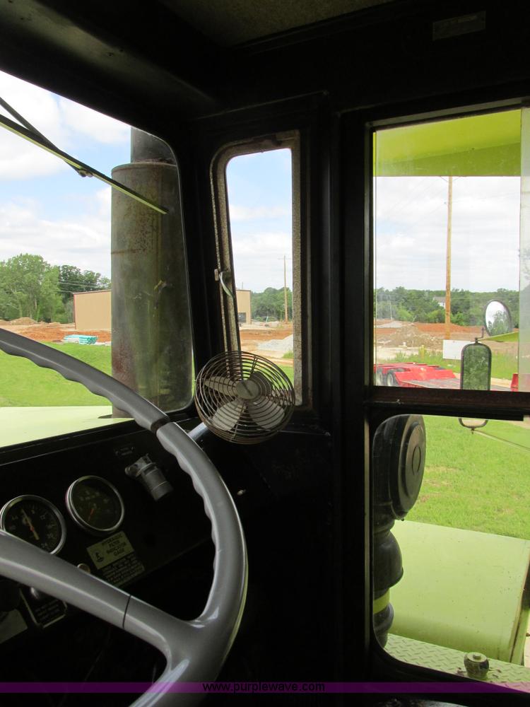 image for item K5082 1974 Euclid R-22 (207FD) haul truck