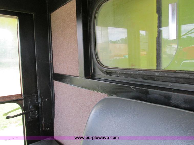 image for item K5082 1974 Euclid R-22 (207FD) haul truck