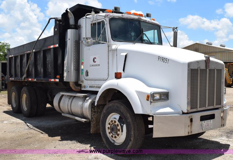 image for item K6048 1988 Kenworth T800 dump truck