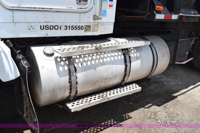 image for item K6048 1988 Kenworth T800 dump truck