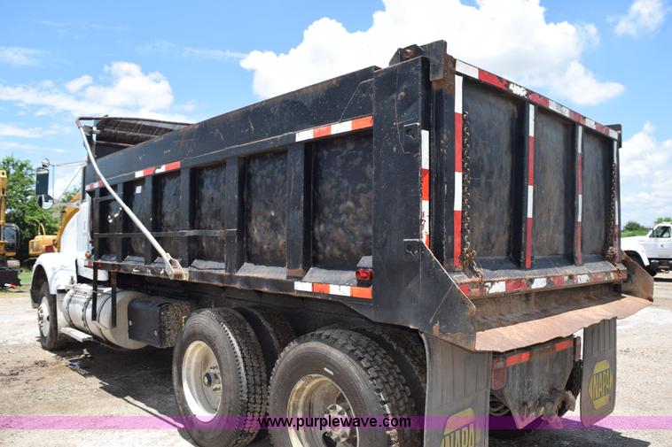 image for item K6048 1988 Kenworth T800 dump truck