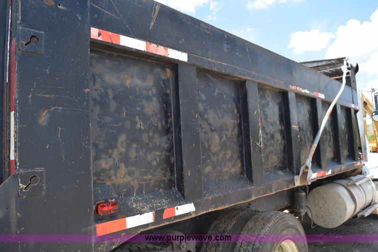 image for item K6048 1988 Kenworth T800 dump truck