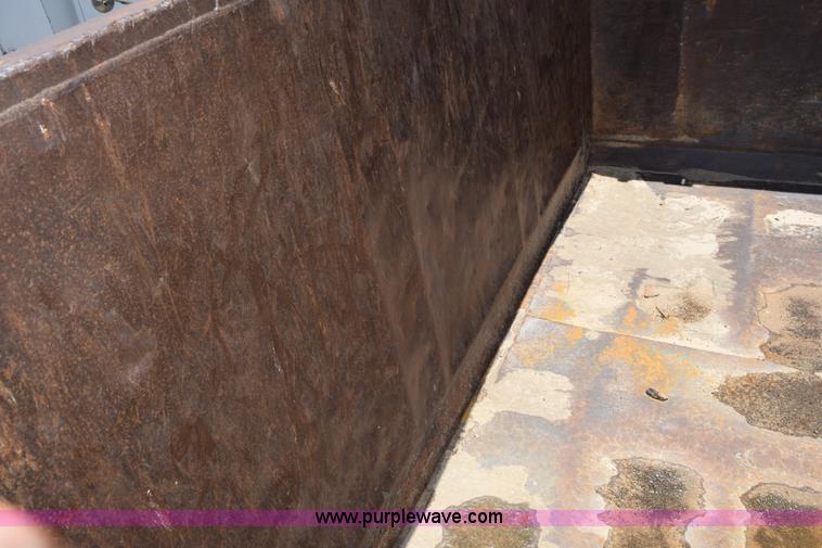 image for item K6048 1988 Kenworth T800 dump truck