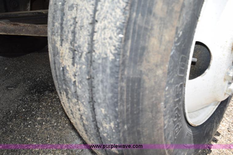 image for item K6048 1988 Kenworth T800 dump truck