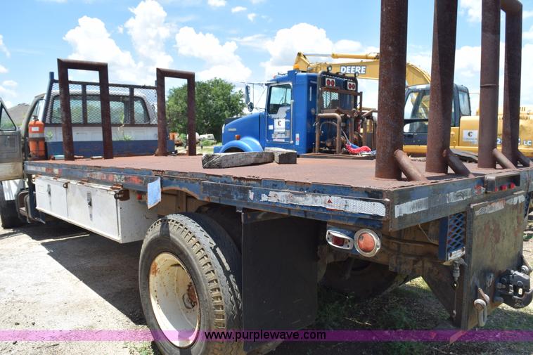 image for item K6050 1995 Ford F800 flatbed truck