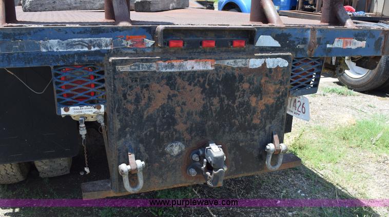 image for item K6050 1995 Ford F800 flatbed truck