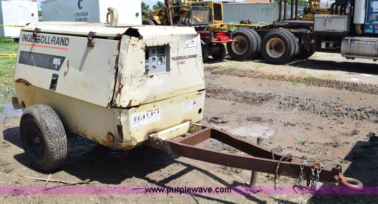 image for item K6054 1999 Ingersoll Rand 185 air compressor