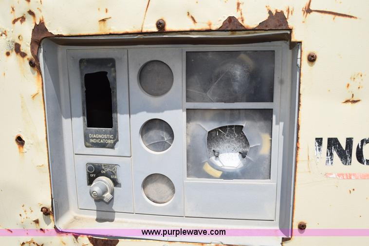 image for item K6054 1999 Ingersoll Rand 185 air compressor