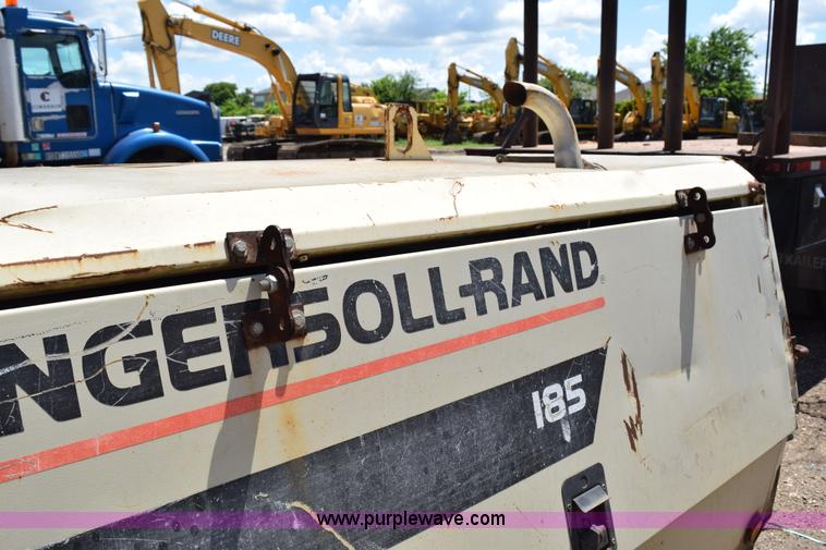 image for item K6054 1999 Ingersoll Rand 185 air compressor
