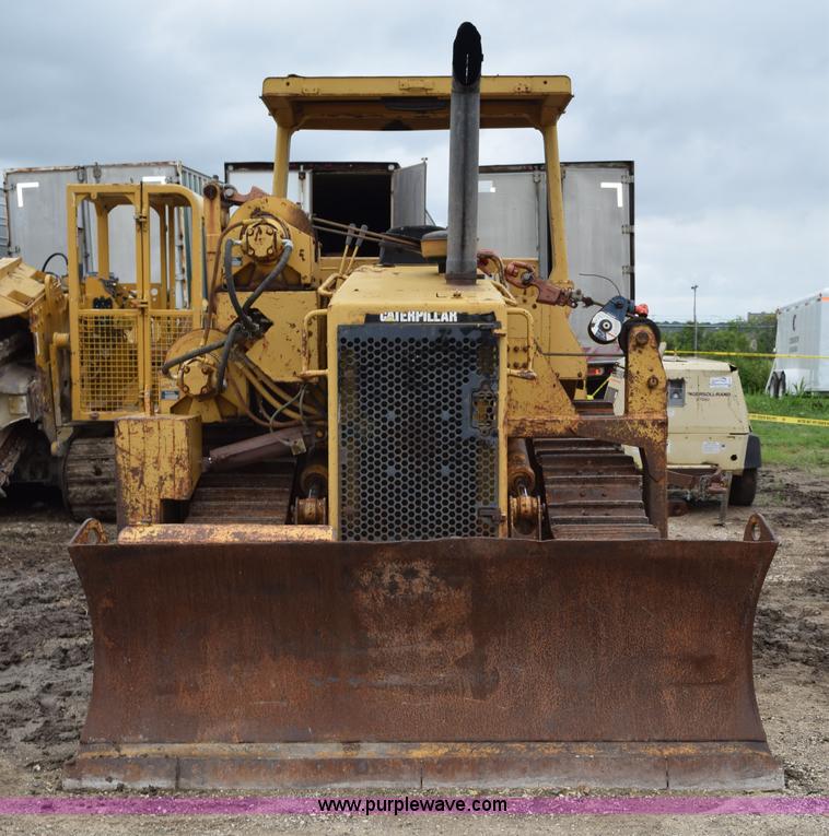 image for item K6055 1988 Caterpillar D4H dozer