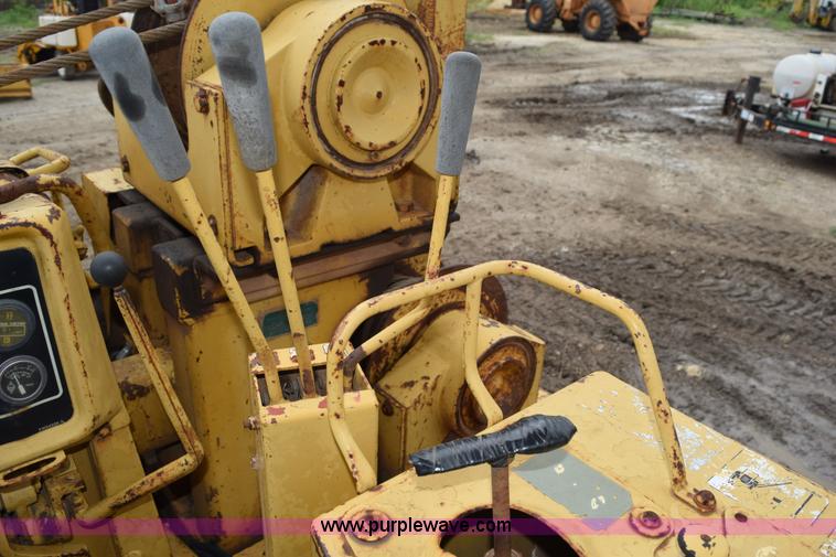 image for item K6055 1988 Caterpillar D4H dozer