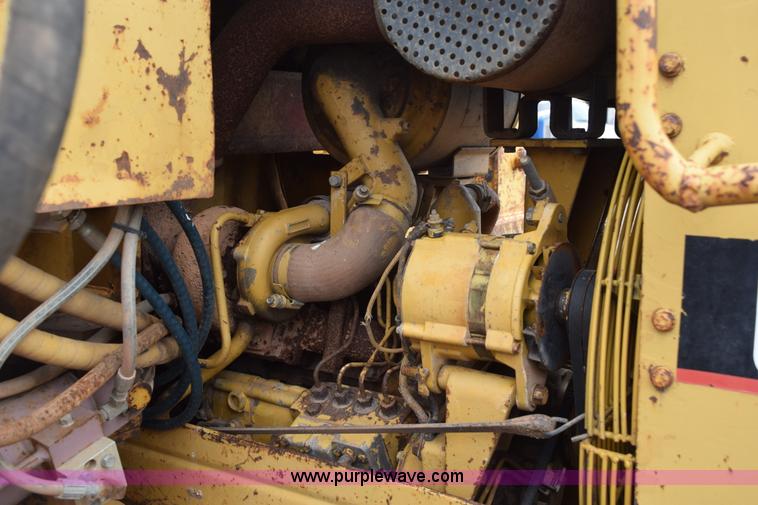 image for item K6055 1988 Caterpillar D4H dozer
