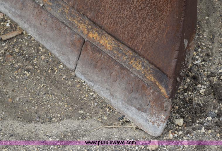 image for item K6055 1988 Caterpillar D4H dozer