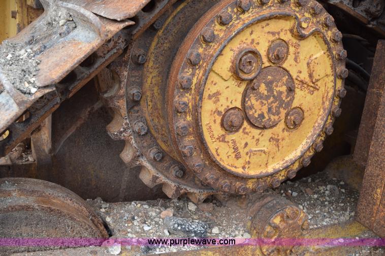 image for item K6055 1988 Caterpillar D4H dozer