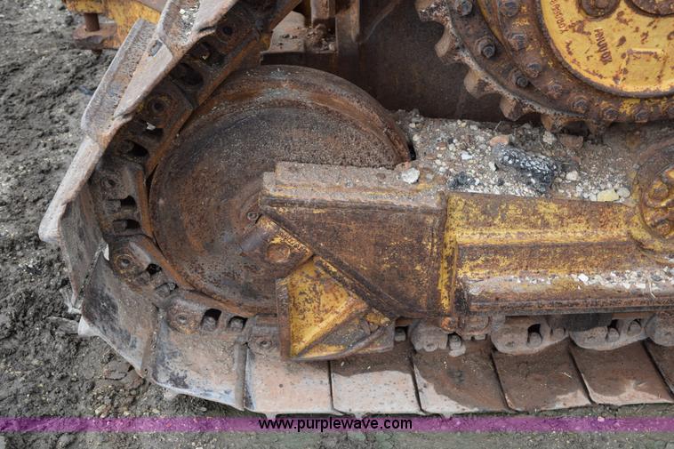 image for item K6055 1988 Caterpillar D4H dozer