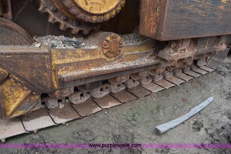 image for item K6055 1988 Caterpillar D4H dozer