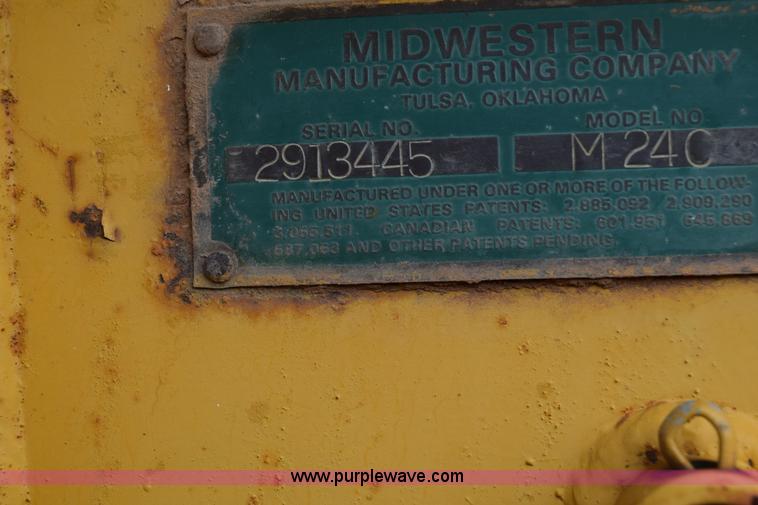 image for item K6055 1988 Caterpillar D4H dozer