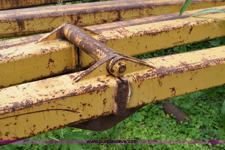 image for item K6055 1988 Caterpillar D4H dozer