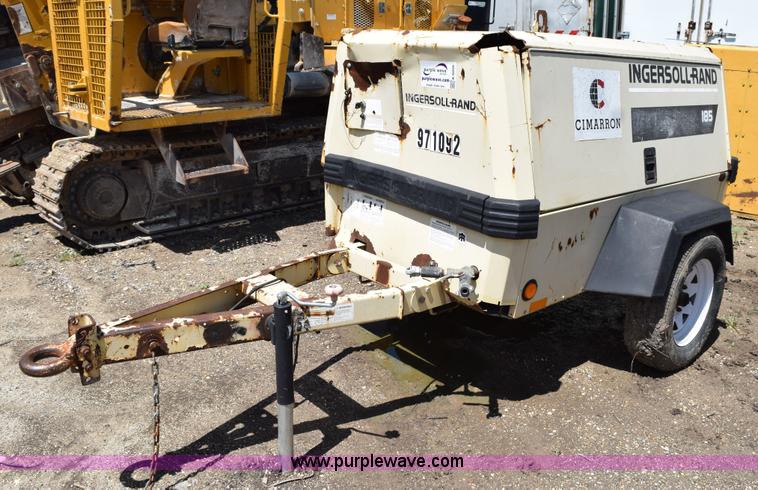 image for item K6056 1999 Ingersoll Rand 185 air compressor