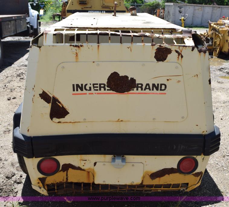 image for item K6056 1999 Ingersoll Rand 185 air compressor