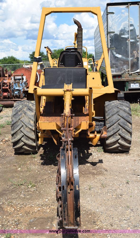 image for item K6057 1999 Vermeer V8550A trencher