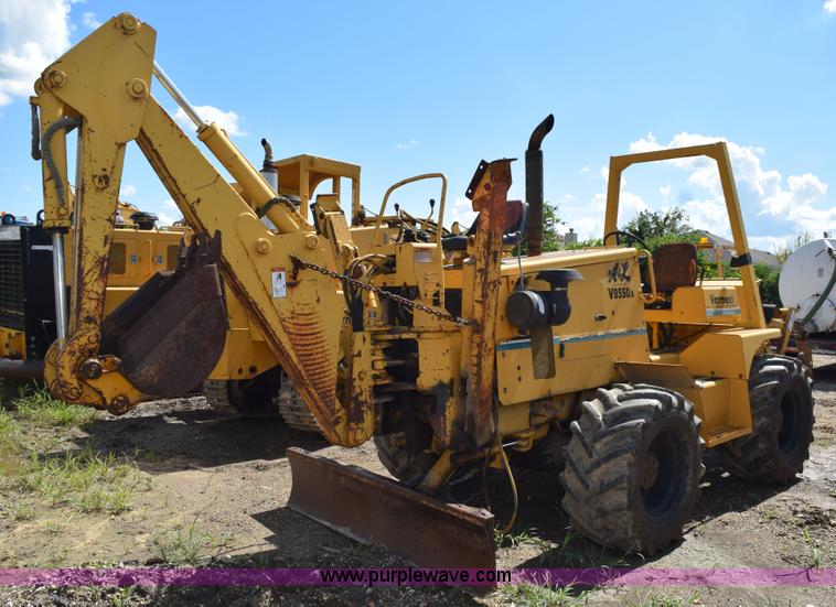 image for item K6057 1999 Vermeer V8550A trencher