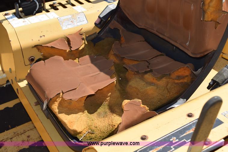 image for item K6057 1999 Vermeer V8550A trencher