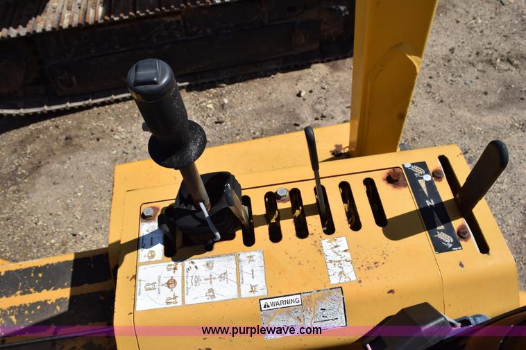 image for item K6057 1999 Vermeer V8550A trencher