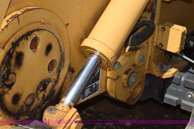 image for item K6057 1999 Vermeer V8550A trencher