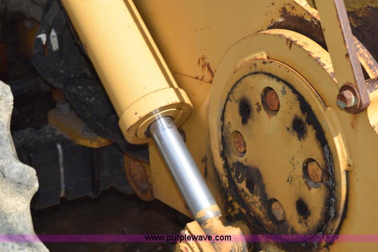 image for item K6057 1999 Vermeer V8550A trencher