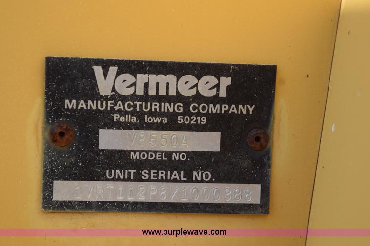 image for item K6057 1999 Vermeer V8550A trencher