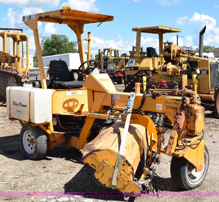 image for item K6061 Broce Broom BB250R sweeper