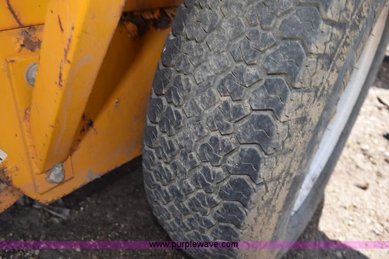 image for item K6061 Broce Broom BB250R sweeper