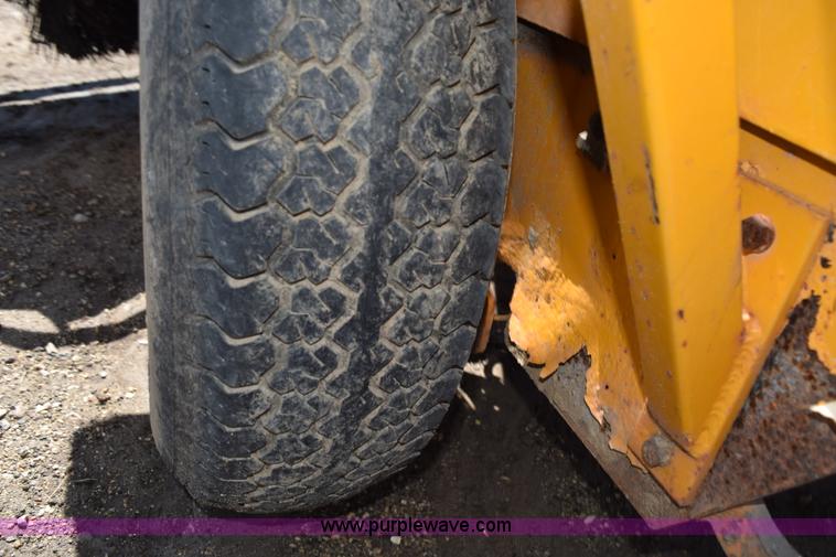 image for item K6061 Broce Broom BB250R sweeper