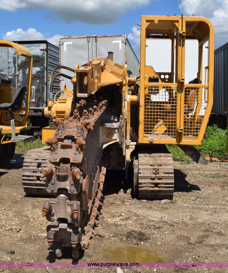 image for item K6062 2002 Vermeer T655 Commander II trencher